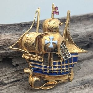 Awesome Vintage 18K Gold Enamel Spanish Galleon Ship Brooch with Ruby Mast